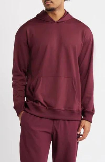 Santo Studio Tempo Comfort Performance Hoodie In Burgundy