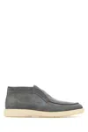 Santoni Mens Grey Detroit Slip-on Suede Desert Boots In Grey