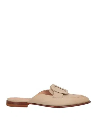 Santoni Woman Mules & Clogs Beige Size 8 Leather In Neutral