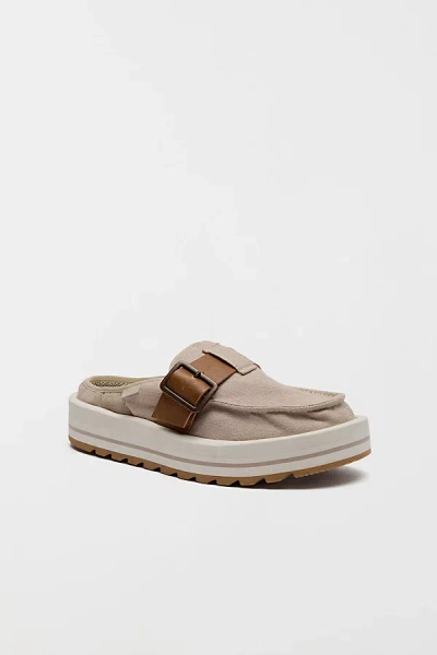 Sanuk Donna Sash-hey Women's Mules In Oxford Tan, Women's At Urban Outfitters In Gold