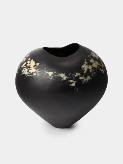 Sara Bergami Hand-formed Stoneware Vase (15.5in/40cm) In Animal Print