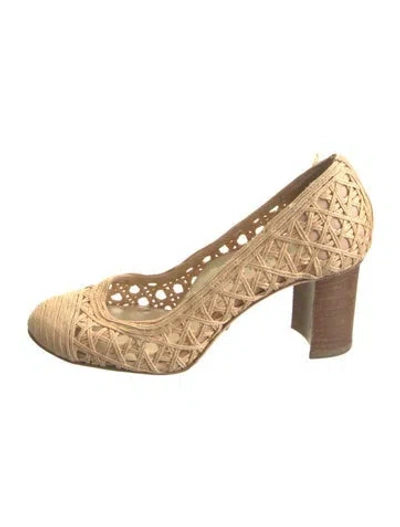 Pre-owned Sarah Flint Raffia Pumps In Neutral