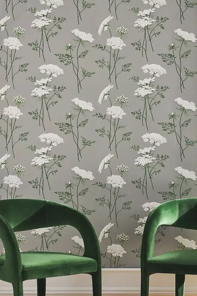 Sarah Jessica Parker For Wallshoppe The Queen's Lace Wallpaper In Neutral