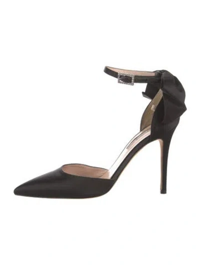 Pre-owned Sarah Jessica Parker Satin Bow Accents D'orsay Pumps In Black