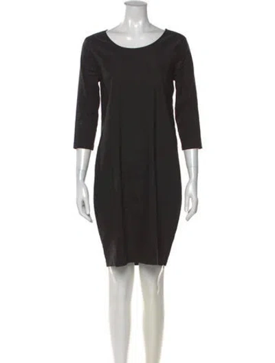 Pre-owned Sarah Pacini Linen Knee-length Dress In Black