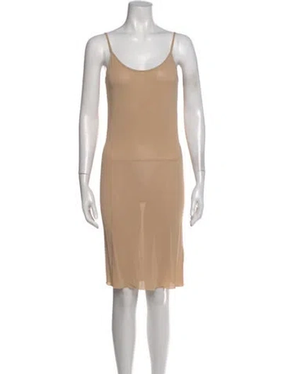 Pre-owned Sarah Pacini Scoop Neck Knee-length Dress In Neutral