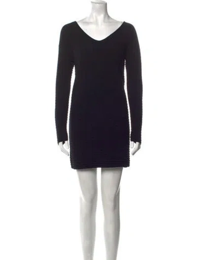 Pre-owned Sarah Pacini V-neck Sweater In Black