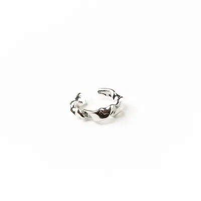 Sarahbijoux Women's Silver Ribbon Ear Cuff In Metallic