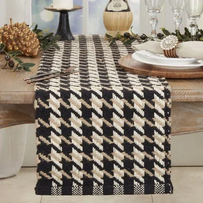 Saro Traditional Houndstooth Table Runner In Black