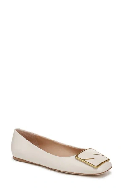 Sarto By Franco Sarto Flexa Maya Flat In White