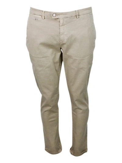 Sartoria Tramarossa Luis Trousers With Chino Pockets In Stretch Elastic Cotton With Tone-on-tone Tailored Stitching And  In Sahara Desert