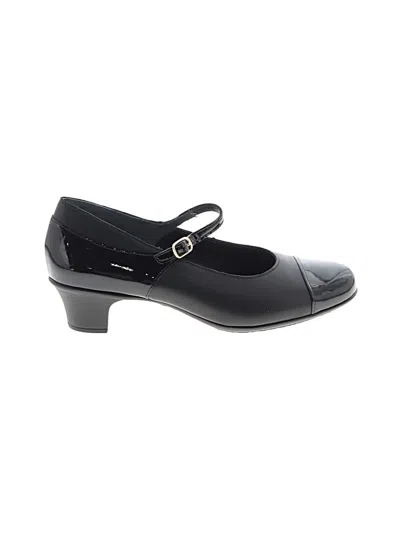 Pre-owned Sas Flats In Black