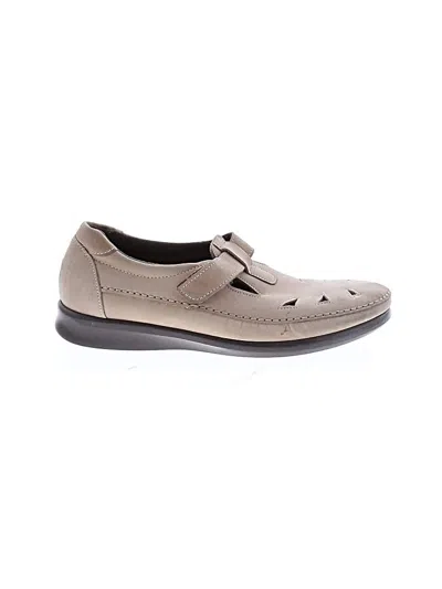 Pre-owned Sas Flats In Tan