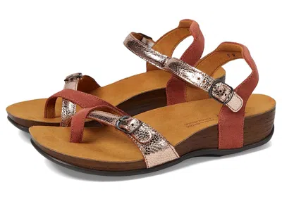 Sas Pampa Comfort Toe Loop Sandals In Brown