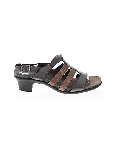 Pre-owned Sas Sandals In Brown