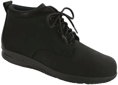 Sas Women's Gretchen Chukka Boot In Black