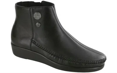 Sas Women's Jade Ankle Boot - Wide In Black