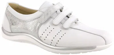 Sas Women's Race Time Walking Shoe In Chalk/silver