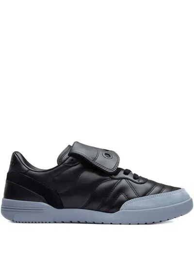 Saucony 586i Quilted Leather Sneakers