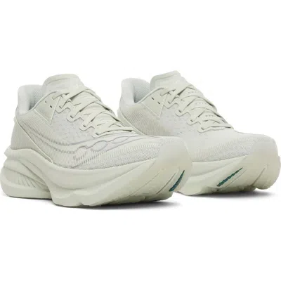 Saucony Endorphin Azura Running Shoe In Cast