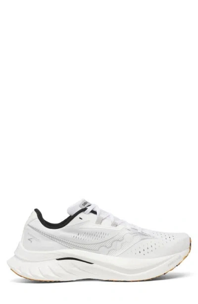 Saucony Endorphin Speed 4 Running Shoe In White/gum