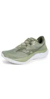Saucony Endorphin Speed 4 Running Shoe In Green