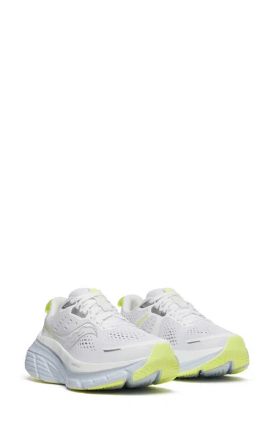 Saucony Guide 18 Running Shoe In White/ice Melt