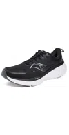 Saucony Guide 18 Running Shoe In Black/white