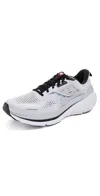Saucony Guide 18 Sneakers Cloud Black In Cloud Black