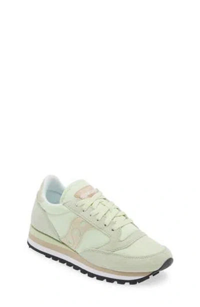 Saucony Jazz Triple Sneaker In Green/gold