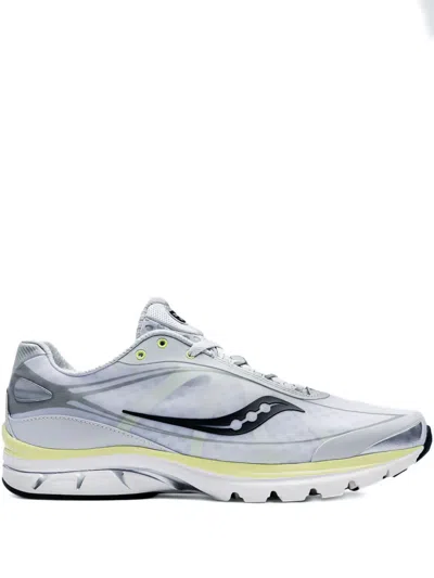 Saucony Kinvara 1 S Track-sole Trainers In Gray