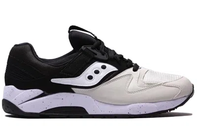 Pre-owned Saucony Men's  Grid 9000 Hallowed Pack Sneakers In White/black