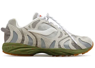 Pre-owned Saucony Men's  Grid Azura 2000 Raised By Wolves Sneakers In Grey/white/green