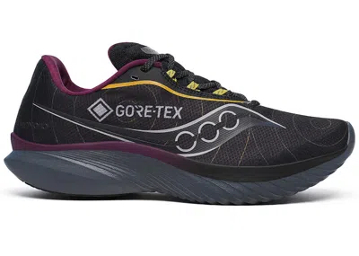 Pre-owned Saucony Men's  Kinvara 15 Goretex Sneakers In Black/shadow