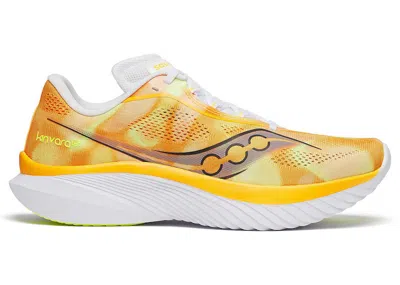 Pre-owned Saucony Men's  Kinvara 15 Sneakers In Peel/white