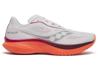 Pre-owned Saucony Men's  Kinvara 15 Sneakers In White/pepper