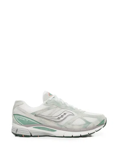 Saucony Progrid Guide 7 Mesh-panels Low-top Sneakers In Multi