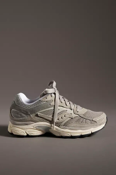 Saucony Og Progrid Omni 9 Sneaker In Grey, Women's At Urban Outfitters