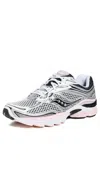 Saucony Womens  Progrid Omni 9 In Silver/pink