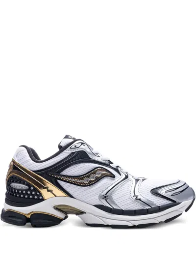 Saucony Progrid Triumph 4 Cs "gold Chrome" Sneakers In White