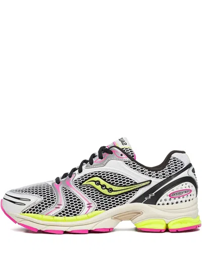 SAUCONY PROGRID TRIUMPH 4 LACE-UP SNEAKERS