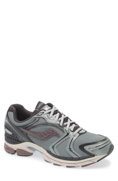 Saucony Progrid Triumph 4 Sneaker In Multi