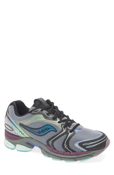 Saucony Progrid Triumph 4 Sneaker In Multi