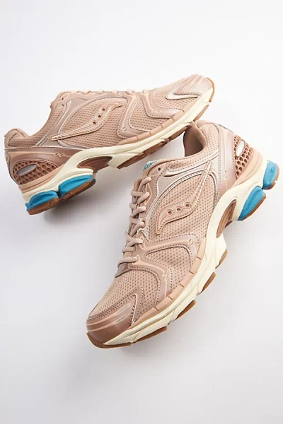 Saucony Progrid Triumph 4 Sneaker In Tan/royal, Men's At Urban Outfitters In Tan/royal