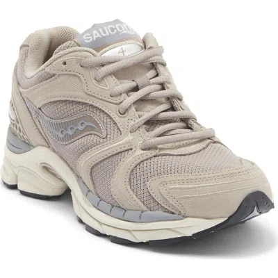 Saucony Progrid Triumph 4 Sneaker In Multi