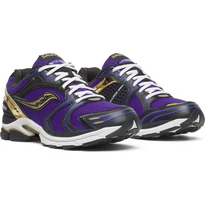 Saucony Progrid Triumph 4 Sneaker In Purple