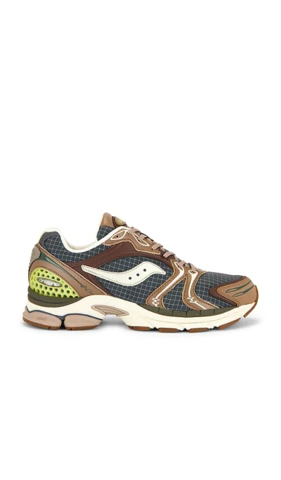 Saucony Progrid Triumph 4 Sneakers In Brown