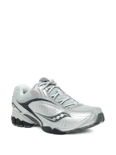 Saucony Progrid V2 Sneakers In White