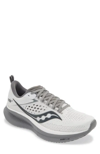 Saucony Ride 17 Running Shoe In White/black