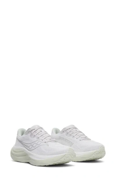 Saucony Ride 19 Running Shoe In Fog/cast